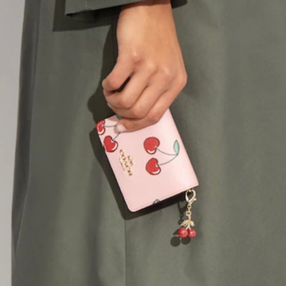 Coach mini wallet on a chain w heart cherry print new